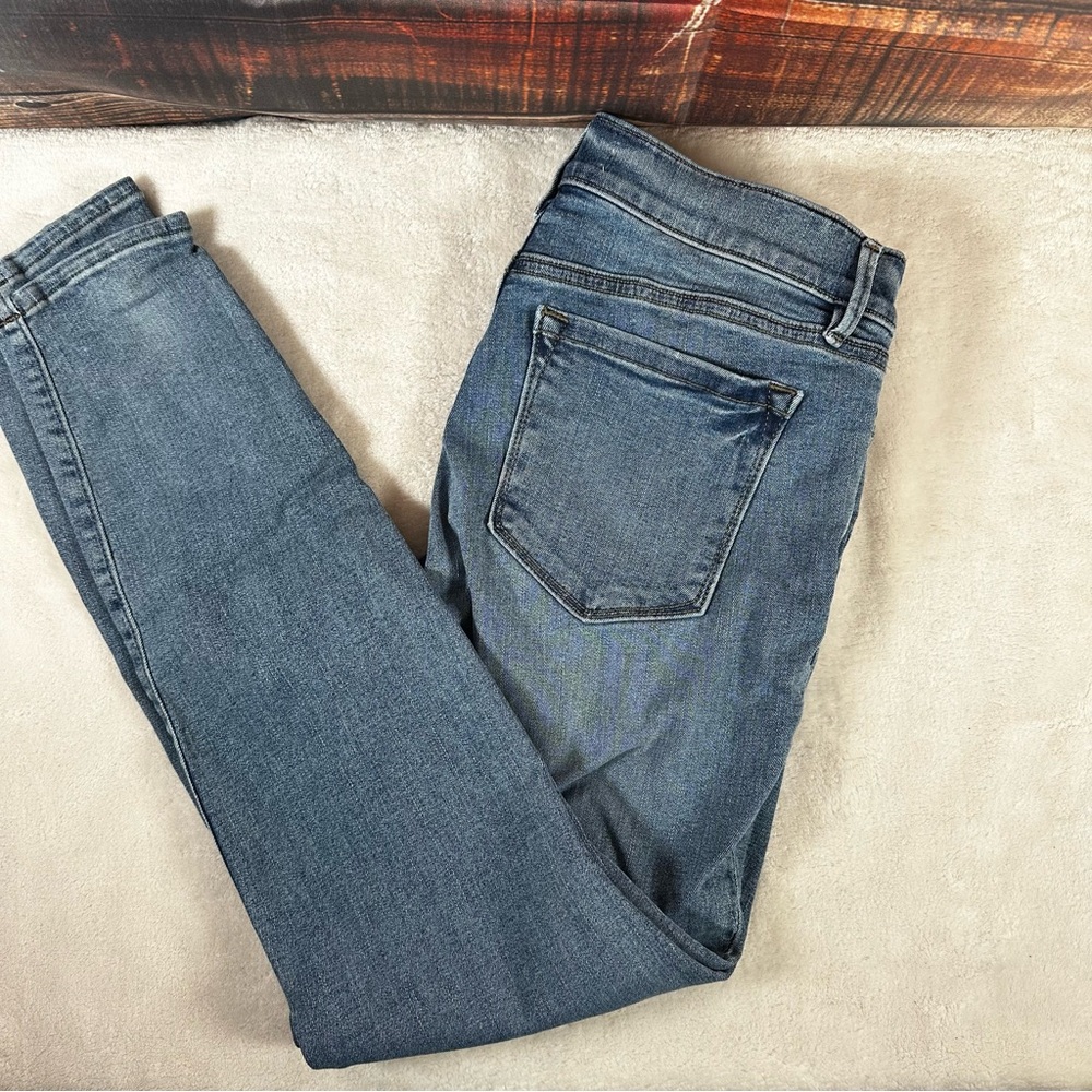 LOFT Blue Skinny Jeans‎ with Tapered Leg